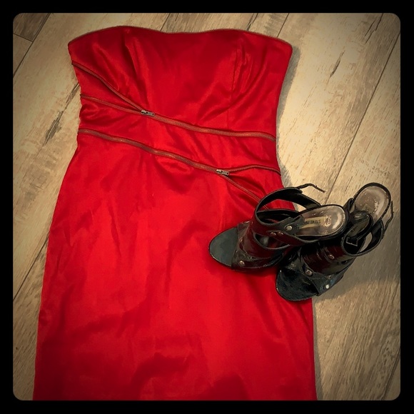 XX1 Women’s Red Tube Mini Cocktail Dress Size SP NWOT - Picture 1 of 8